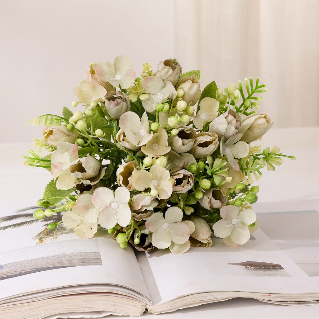Bouquet bunga P80 MAGNOLIA Artifisial Dekorasi