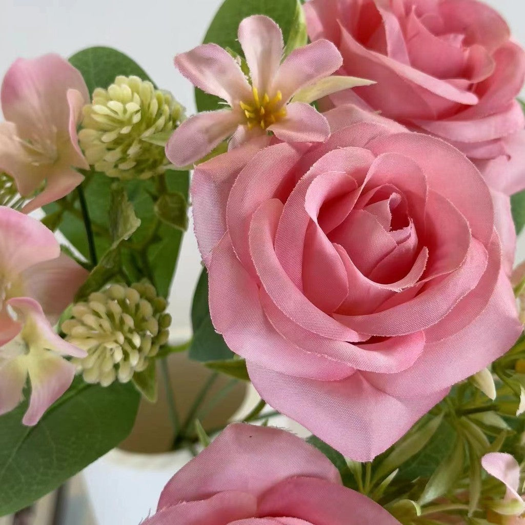 Bouquet bunga BKT 781 ELON Mawar Artifisial Dekorasi Hiasan Seserahan Buket Palsu