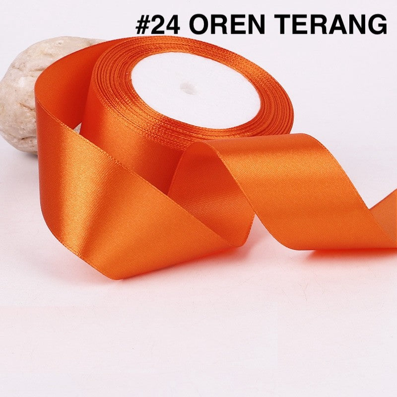 PTA8 SATIN Pita Satin Roll Motif  Setangan Satin dan Transparan Modern Pita Kado 4cm/Pita Dekorasi Buket