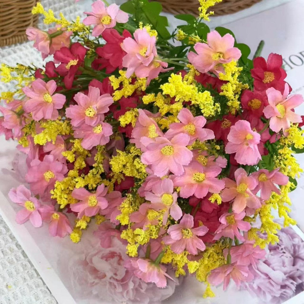 Bouquet bunga BKT 1009 DAISYS Bunga Krisan Artifisial Dekorasi Hiasan Seserahan Buket Palsu