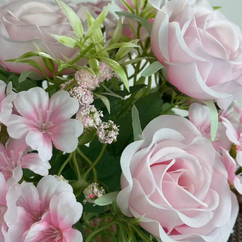Bouquet bunga BKT 1012 RIN Bunga Mawar Rose Artifisial Dekorasi Hiasan Seserahan Buket Palsu