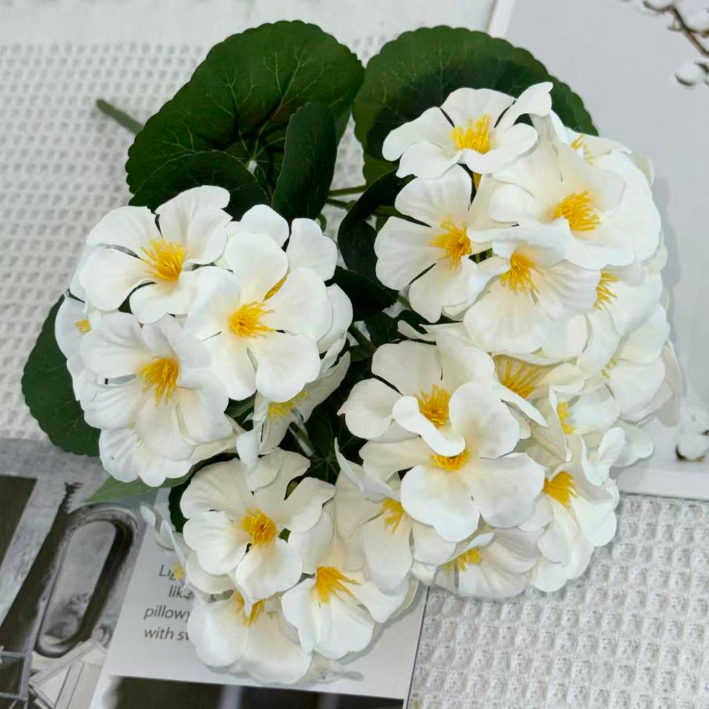 Bouquet bunga BKT 1036 WOLBE 5Cbg Bunga Begonia Artifisial Dekorasi Hiasan Seserahan Buket Palsu