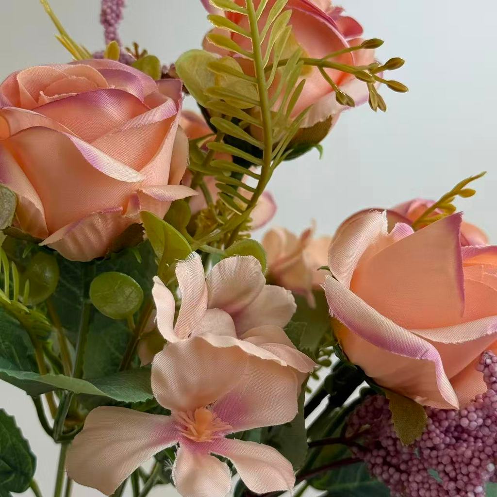 Bouquet bunga BKT 1039 TTEOL (x7) 7Cbg Bunga Rose Artifisial Dekorasi Hiasan Seserahan Buket Palsu